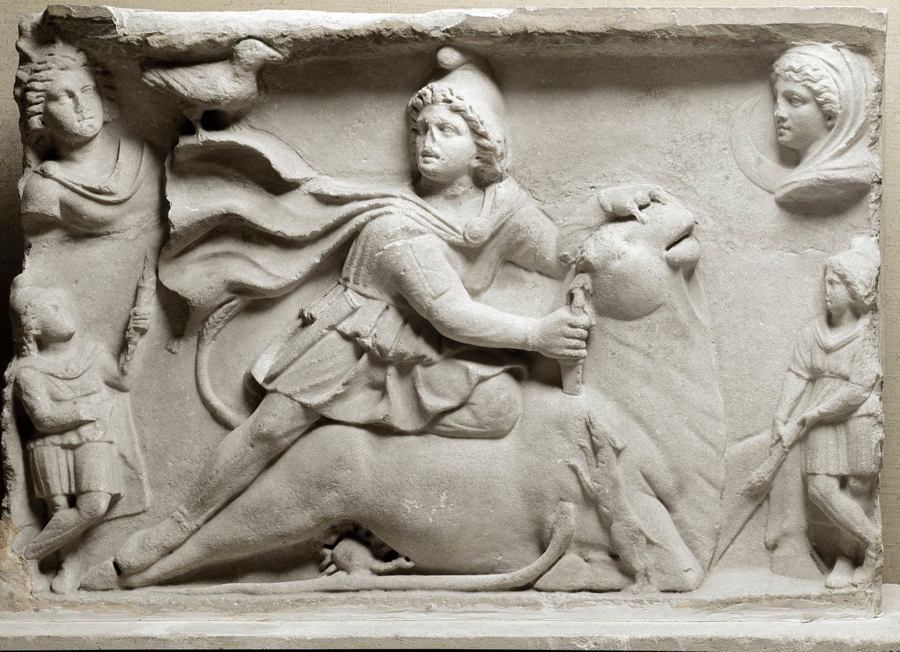Beschaving van de Feniciërs: offerscène die de godheid Mithra afbeeldt die de stier offert. 2e of 3e eeuw n.Chr. Marmeren reliëf. Parijs, Louvre Museum door Phoenician Phoenician