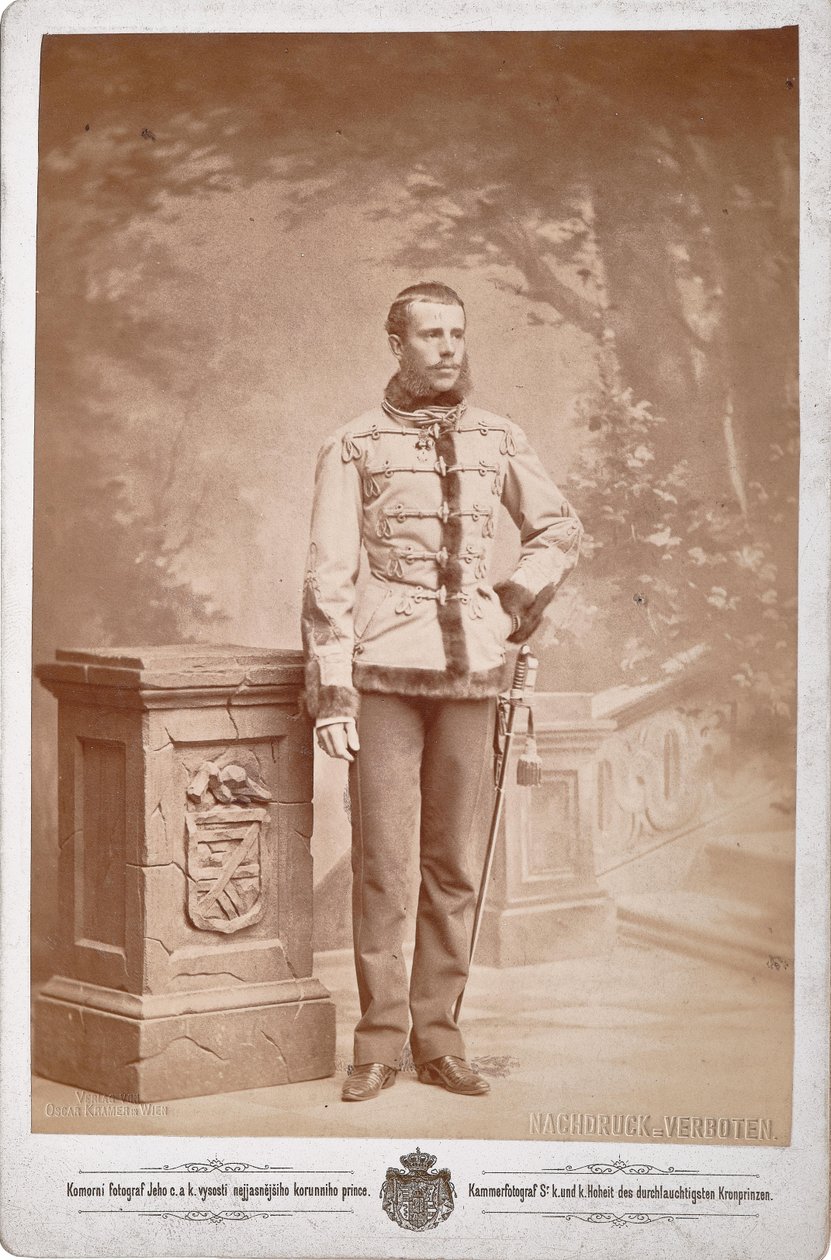 Rudolf, Kroonprins van Oostenrijk 1858-1889 door Photo studio C. K. Dvorni Prague.