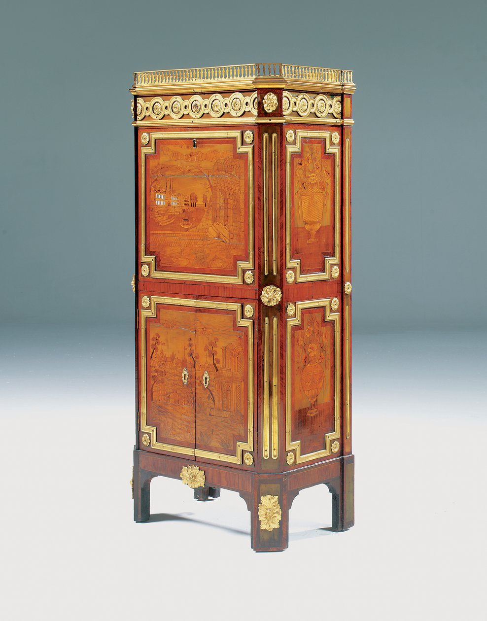 Louis XV secretaire a abattant door Pierre Roussel