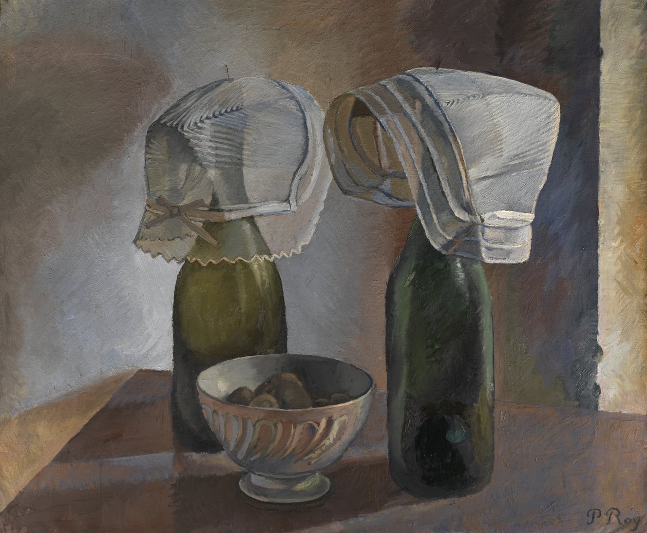 Stilleven met flessen en Bretonse mutsen, c.1924 door Pierre Roy