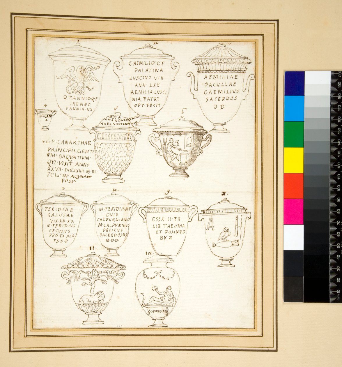 12 marmeren grafurnen met deksels door Pietro Santi Bartoli