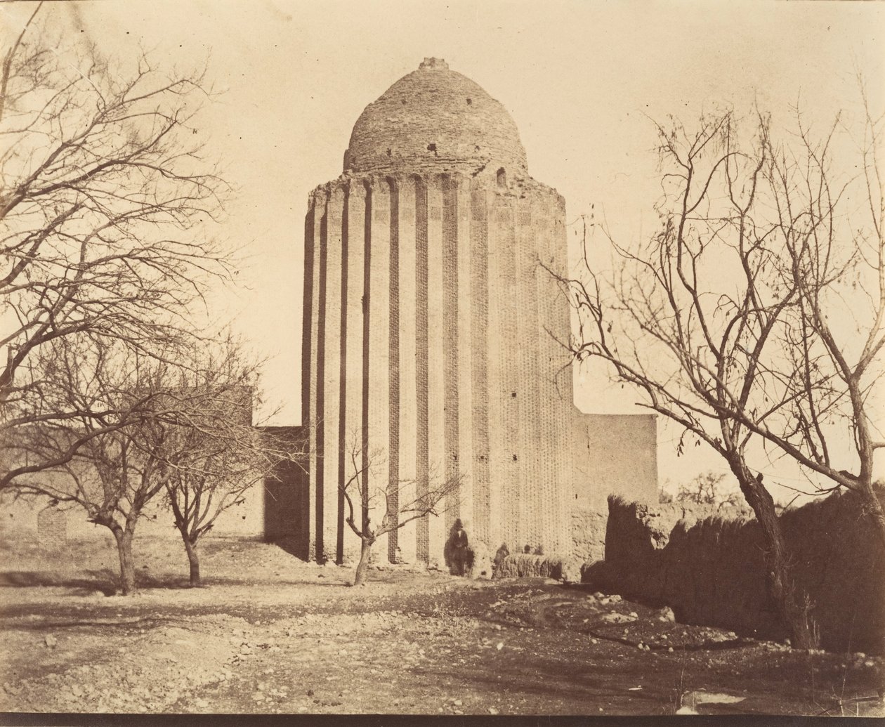 [Bastam, Tombe Toren gebouwd 1313, Khorasan], 1840s-60s door Possibly by Luigi Pesce.