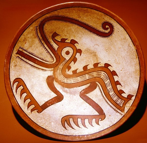 Kom die een samengesteld monster toont met vogel- en krokodilelementen, uit Cative, Sona, Veraguas Provincie, Panama, Vroege Cocle-stijl door Pre Columbian Pre Columbian