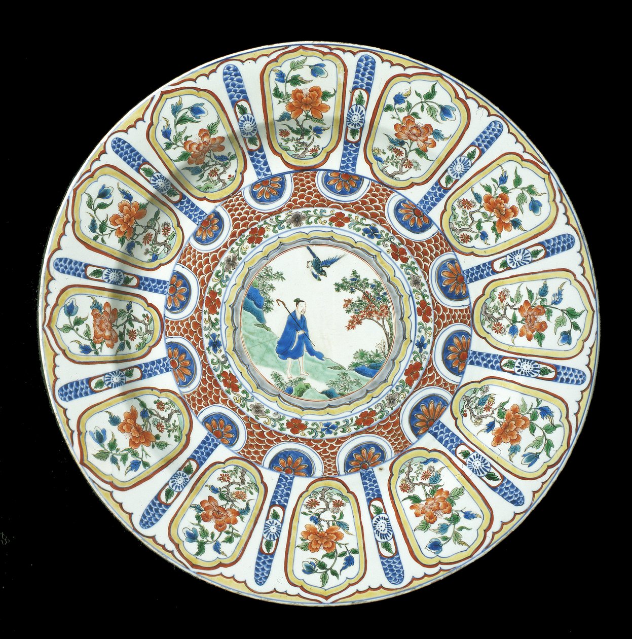 Een grote verte Imari schaal, Kangxi Periode, 1662-1722 door Qing Dynasty Chinese School