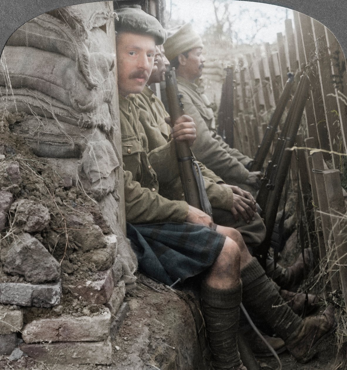 Indiase soldaten in de loopgraven, Eerste Wereldoorlog, 1914-1918 door Realistic Travels Publishers