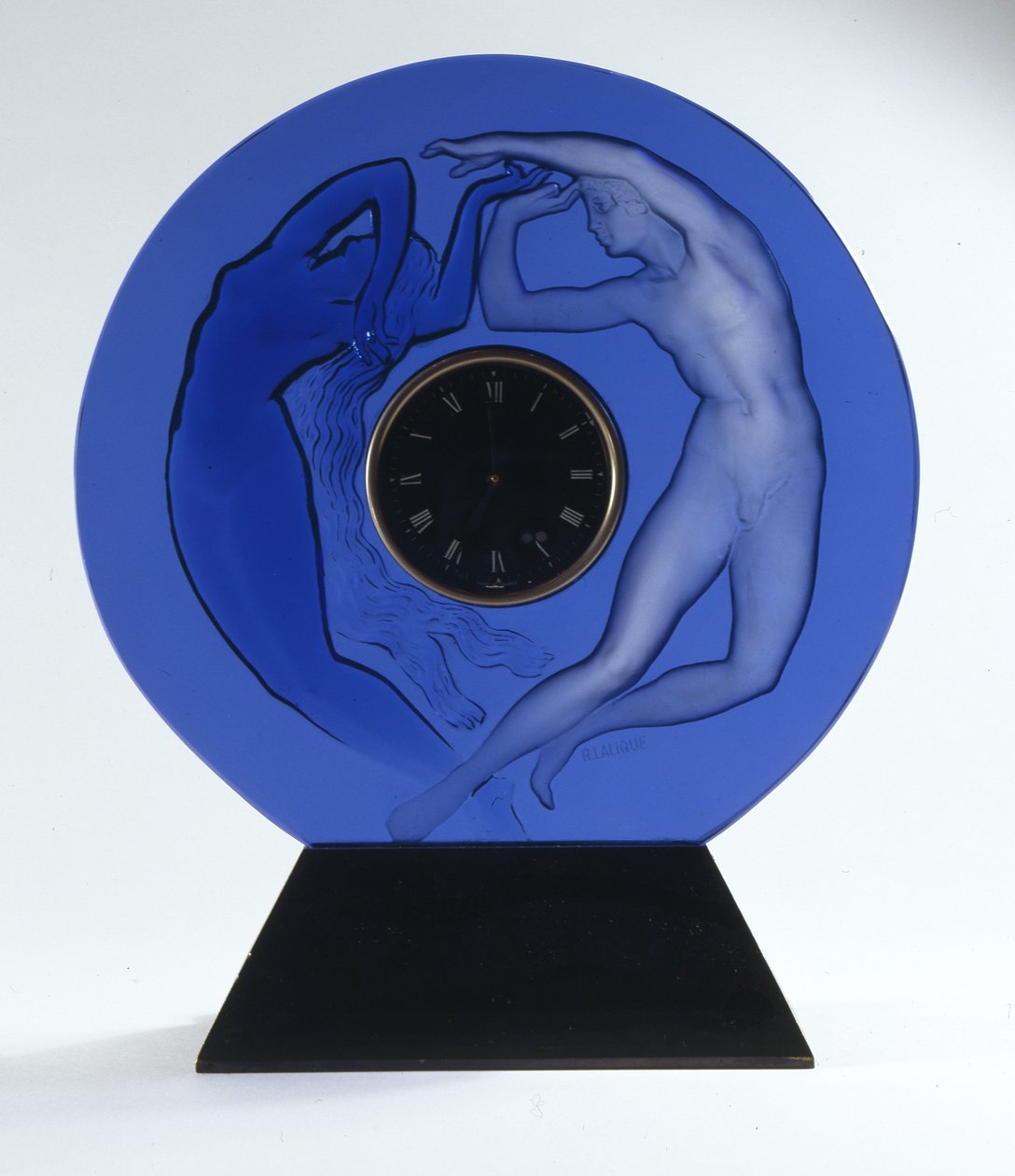 Le Jour et la Nuit door Rene Jules Lalique