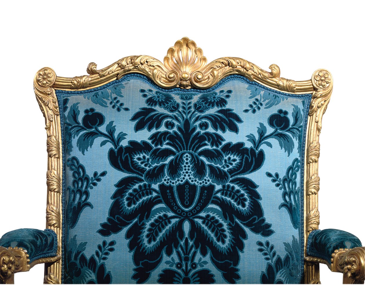 Een van een paar George III vergulde houten armstoelen door Robert Adam
