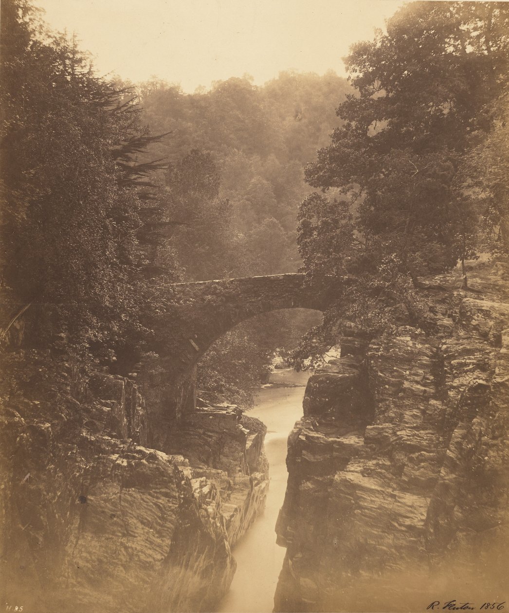 De Hermitage-brug, Dunkeld door Roger Fenton