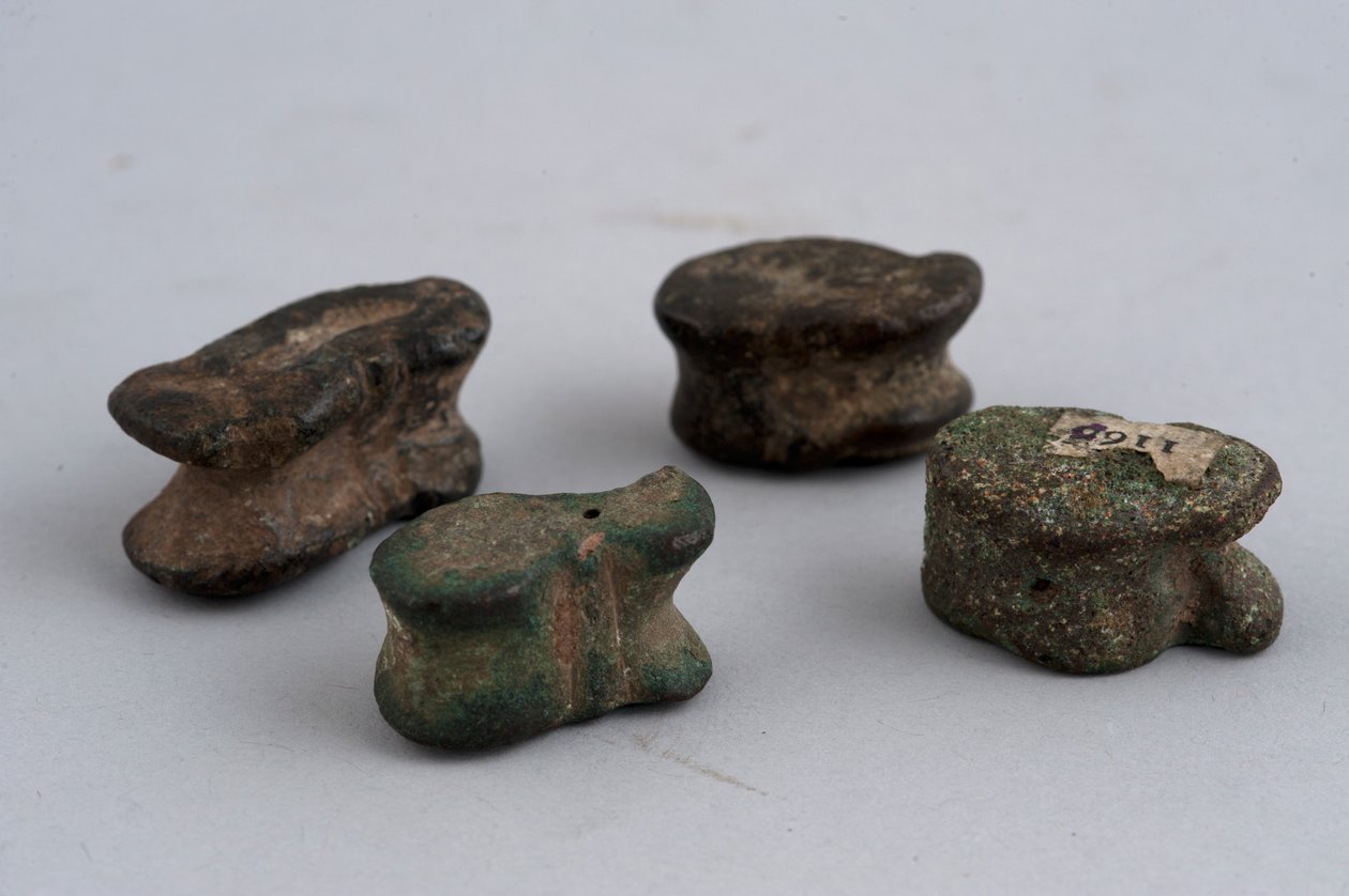 Paren van vingerkootjes (brons) door Roman