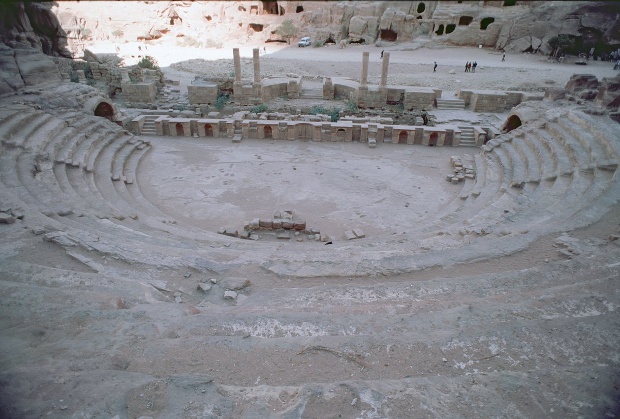 Theater door Roman