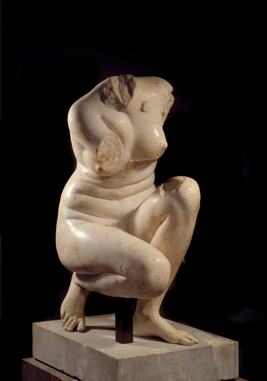 Aphrodite hurkend door Roman