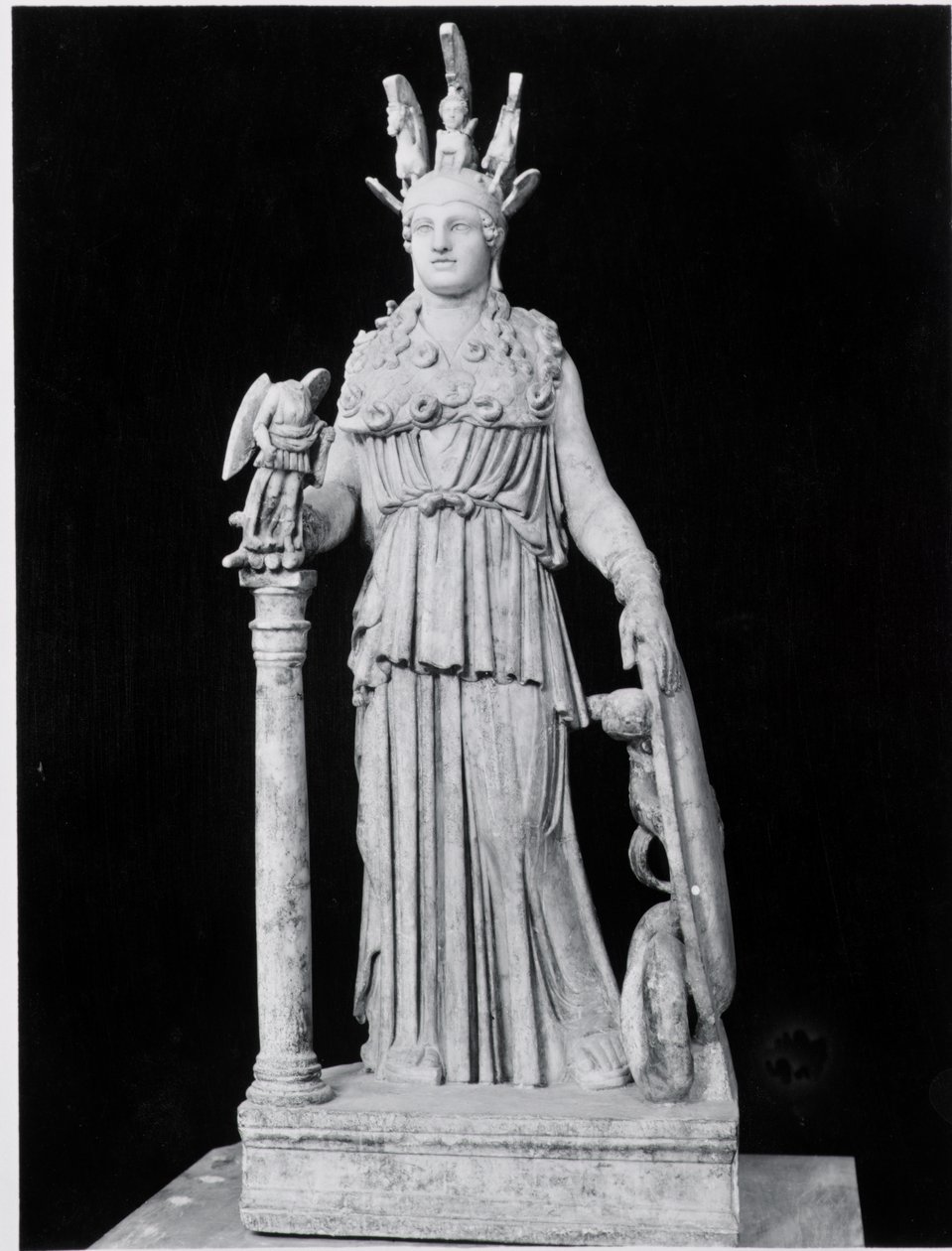 Athena Parthenos, kopie van een 5e-eeuws origineel door Phidias door Roman