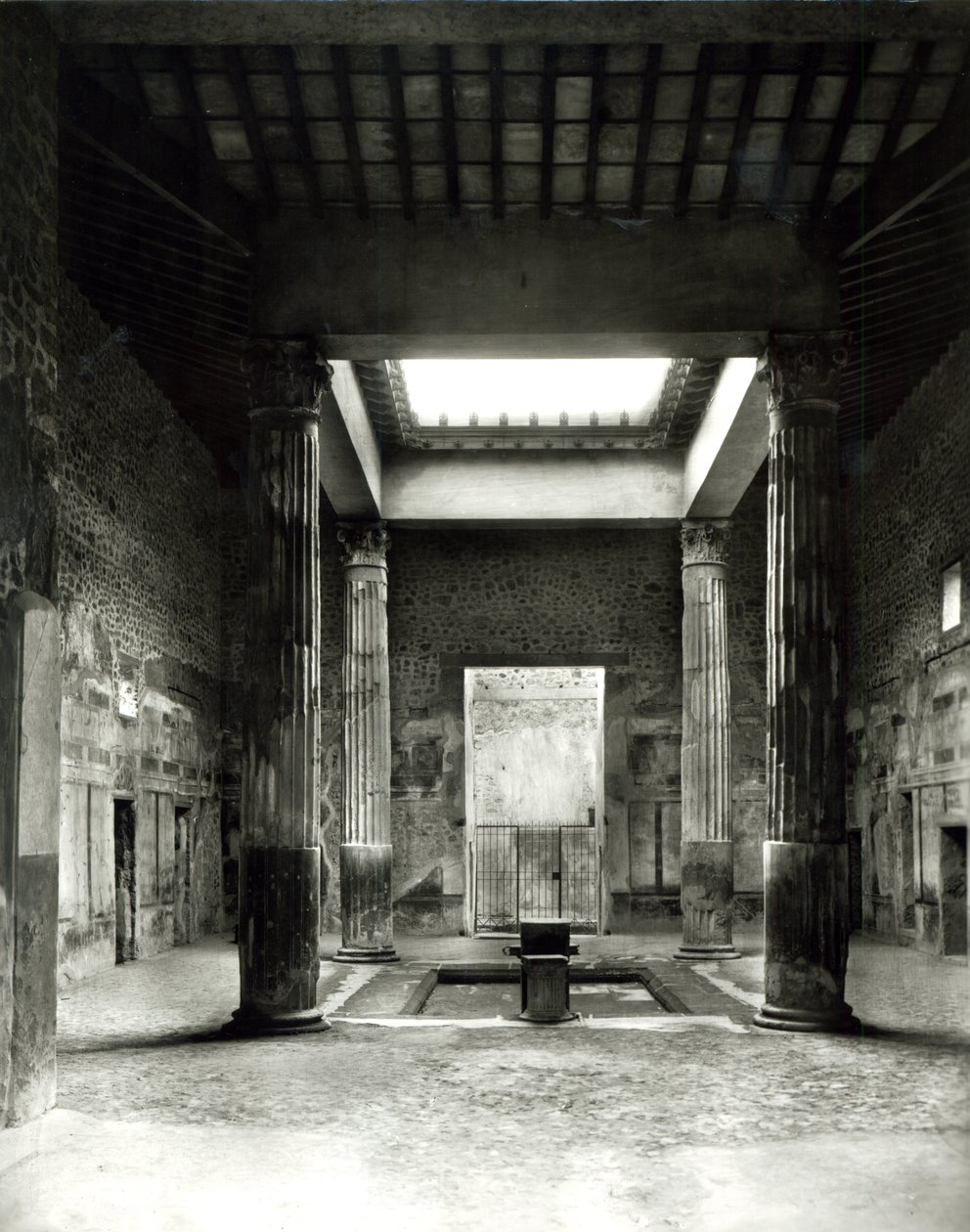 Impluvium in het Huis van de Zilveren Bruiloft door Roman