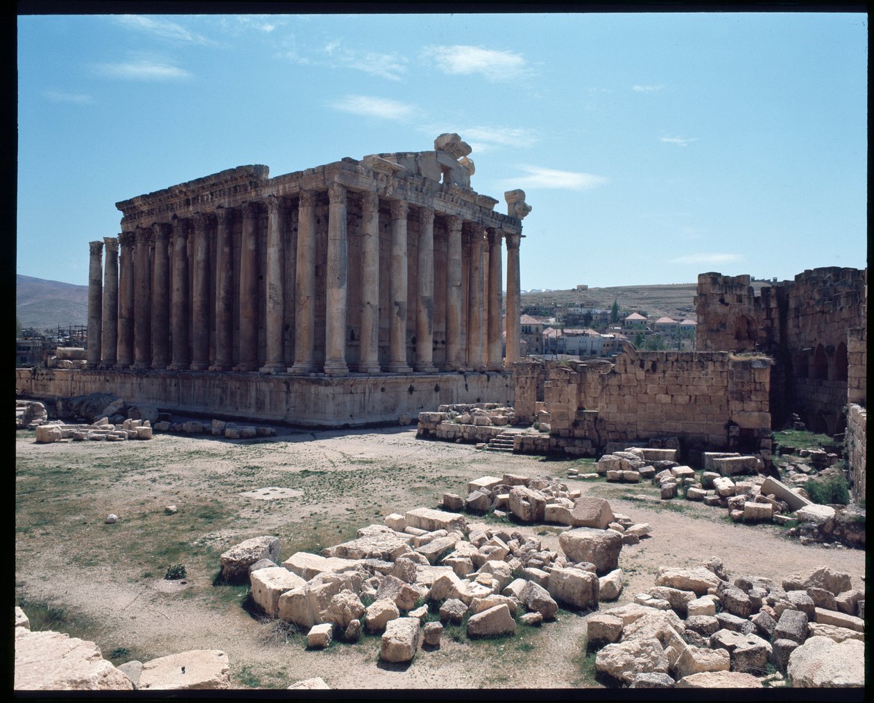 Overblijfselen van de tempel van Bacchus door Roman