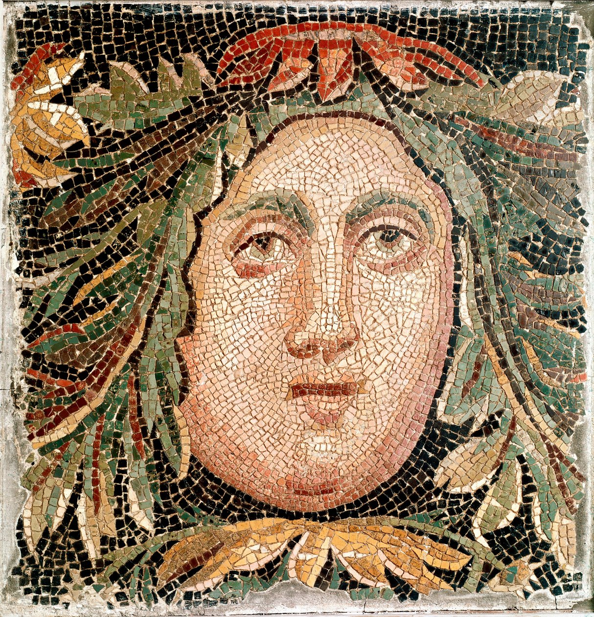 Romeinse kunst: mozaïek dat het hoofd van een zeegodheid voorstelt. 3e eeuw na Chr. Rome, Museo Nazionale Romano door Roman