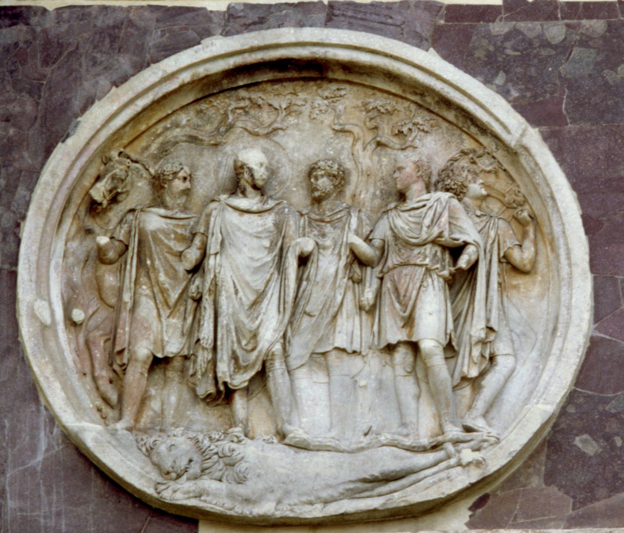 Rondel met Hadrianus, van de Boog van Constantijn door Roman