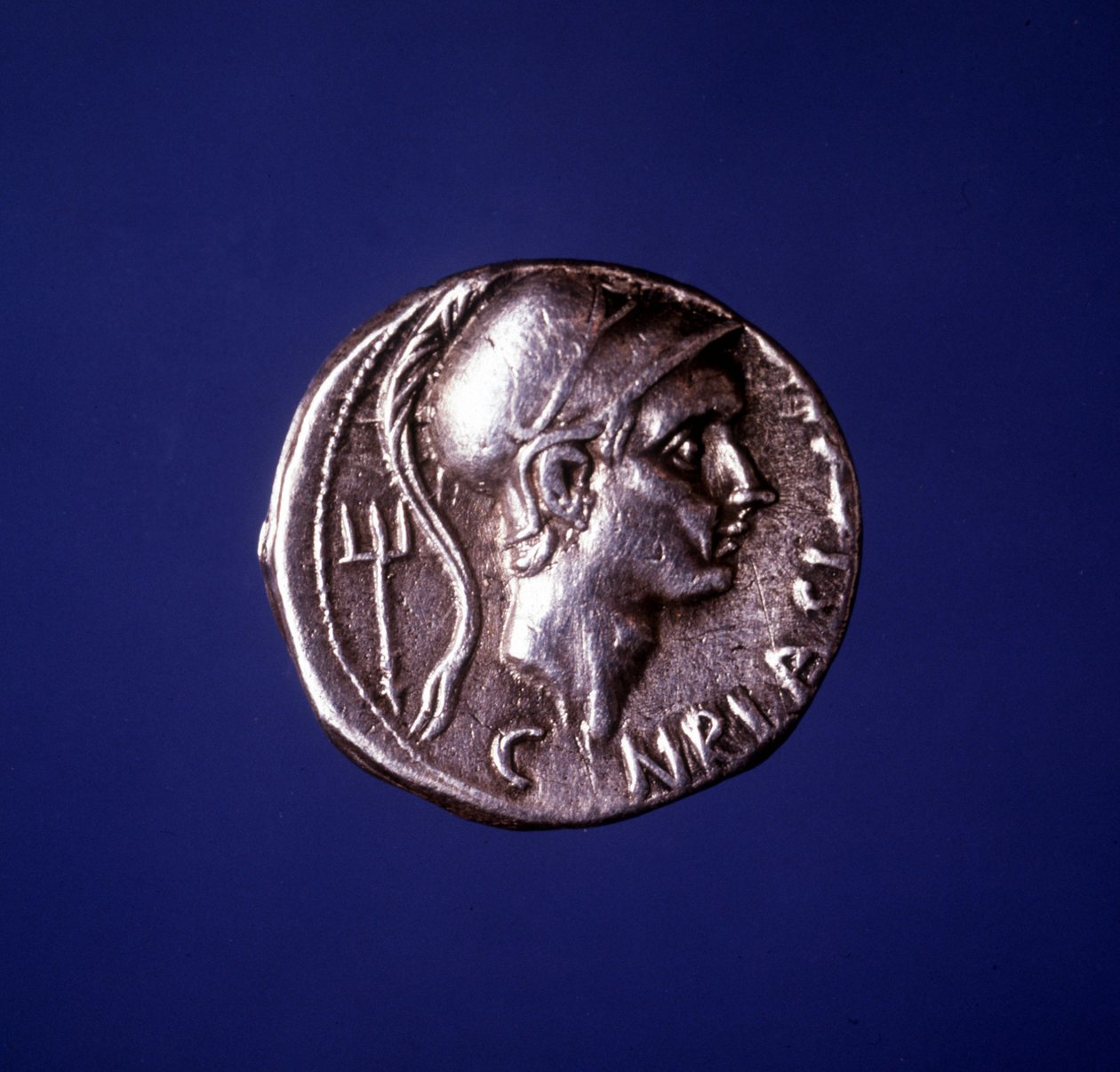 Zilveren munt met de beeltenis van Scipio de Afrikaan (235 v.Chr. - 183 v.Chr.). door Roman