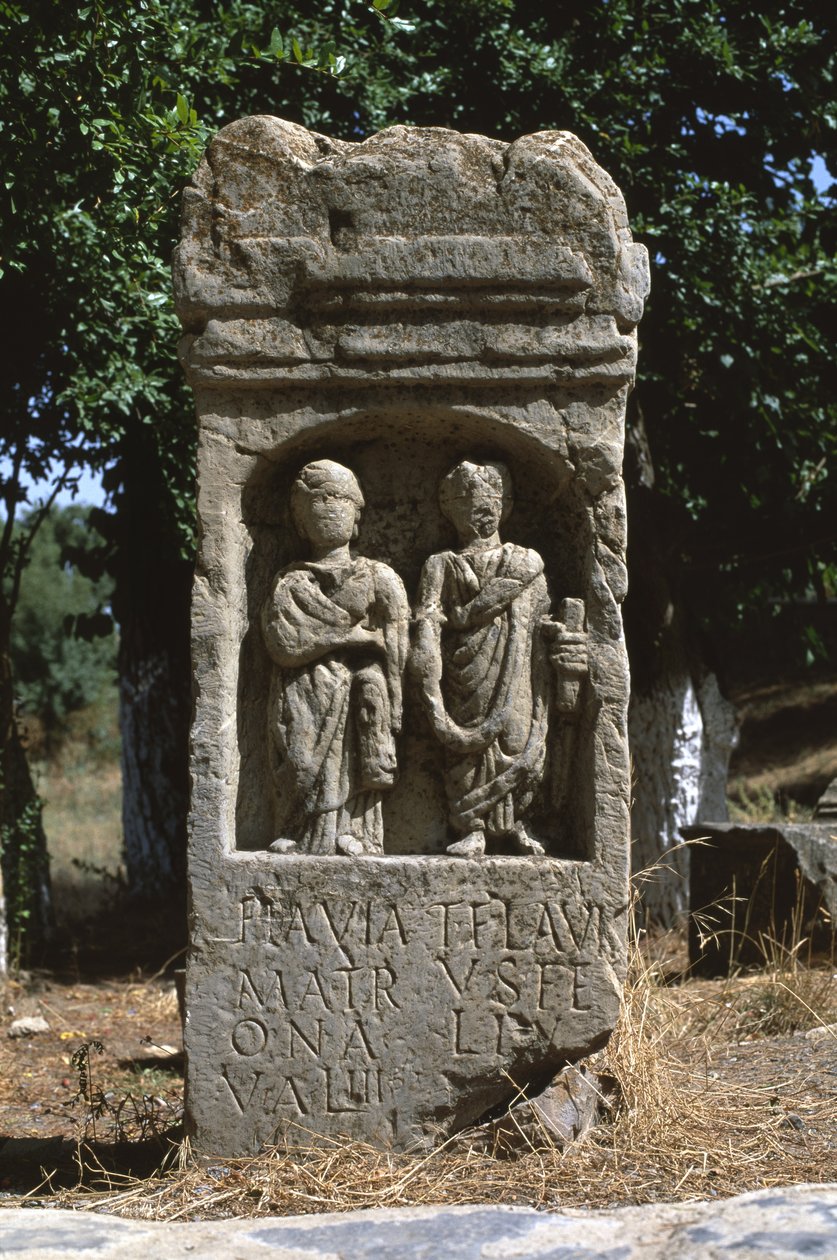 Stèle met twee menselijke figuren, Hoge Keizerlijke Periode (27 v.Chr.-395 n.Chr.) door Roman Imperial Period
