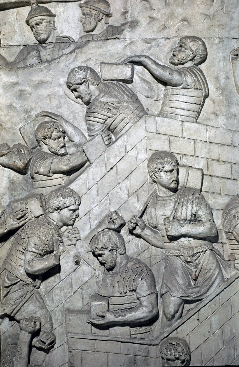 Romeinse kunst: bouw van een fort in het Romeinse kamp. Mal van 1862 die de bas-reliëfs van de zuil van Trajanus reproduceert in Rome gebouwd tijdens het bewind van keizer Trajanus (53-117) door Roman Roman