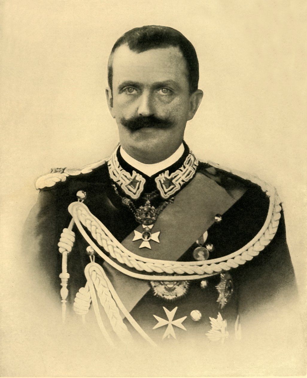 H. M. Victor Emmanuel III, Koning van Italië, ca. 1910s, ca. 1920 door Russell and Sons