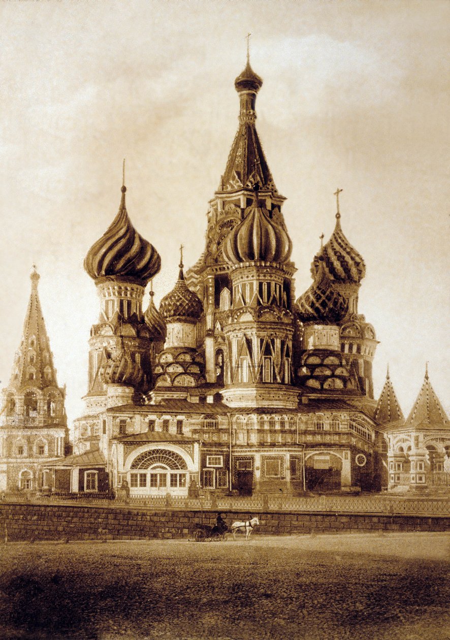 Sint-Basiliuskathedraal, Rode Plein, Moskou, c. 1890 door Russian Photographer