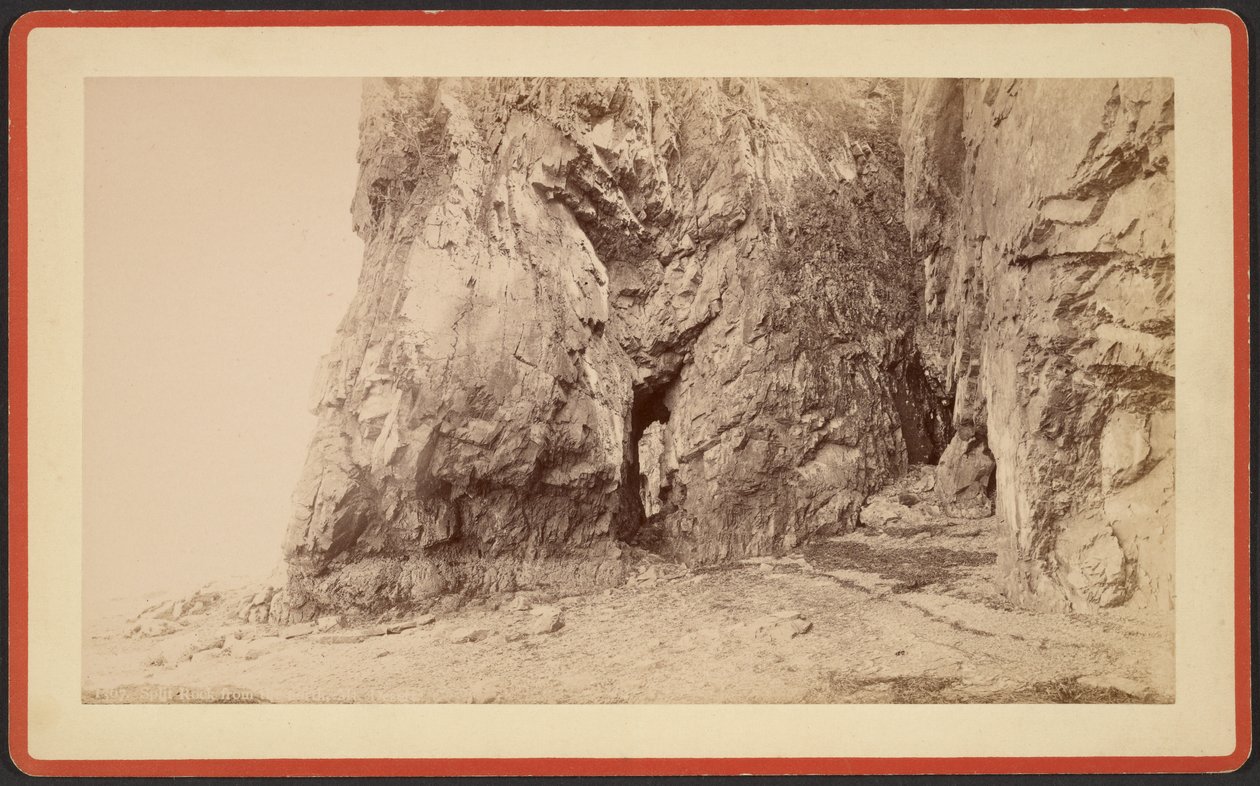 Split Rock vanuit het noorden, Mt. Desert. door S.R. Stoddard