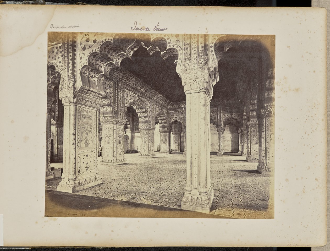 Delhi - Het paleis, interieur van de Diwan-i-Khas door Samuel Bourne