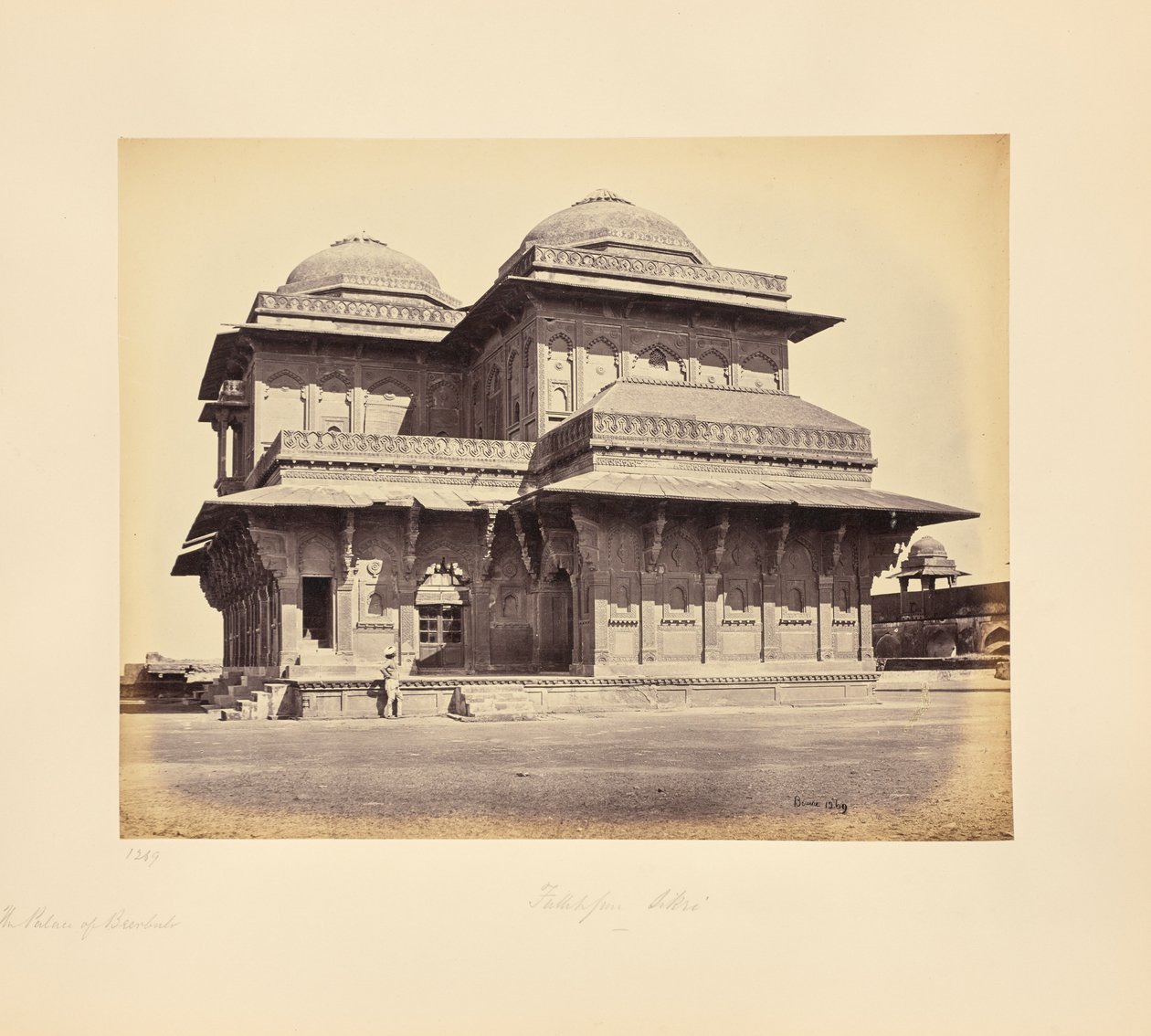 Fatehpur Sikri; Het paleis van Birbal door Samuel Bourne