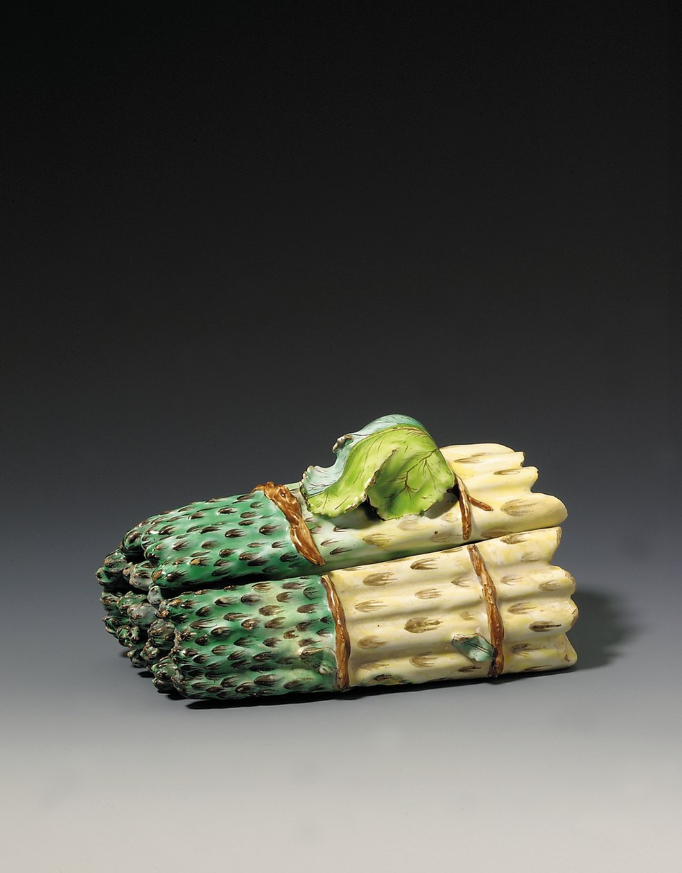 Asperges terrine en deksel, c.1750 door Sceaux Factory
