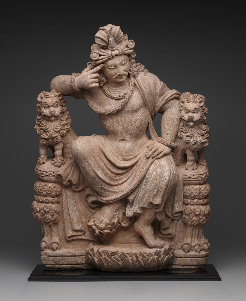 Denkende Bodhisattva, 4e tot 6e eeuw n.Chr. door School Afghan