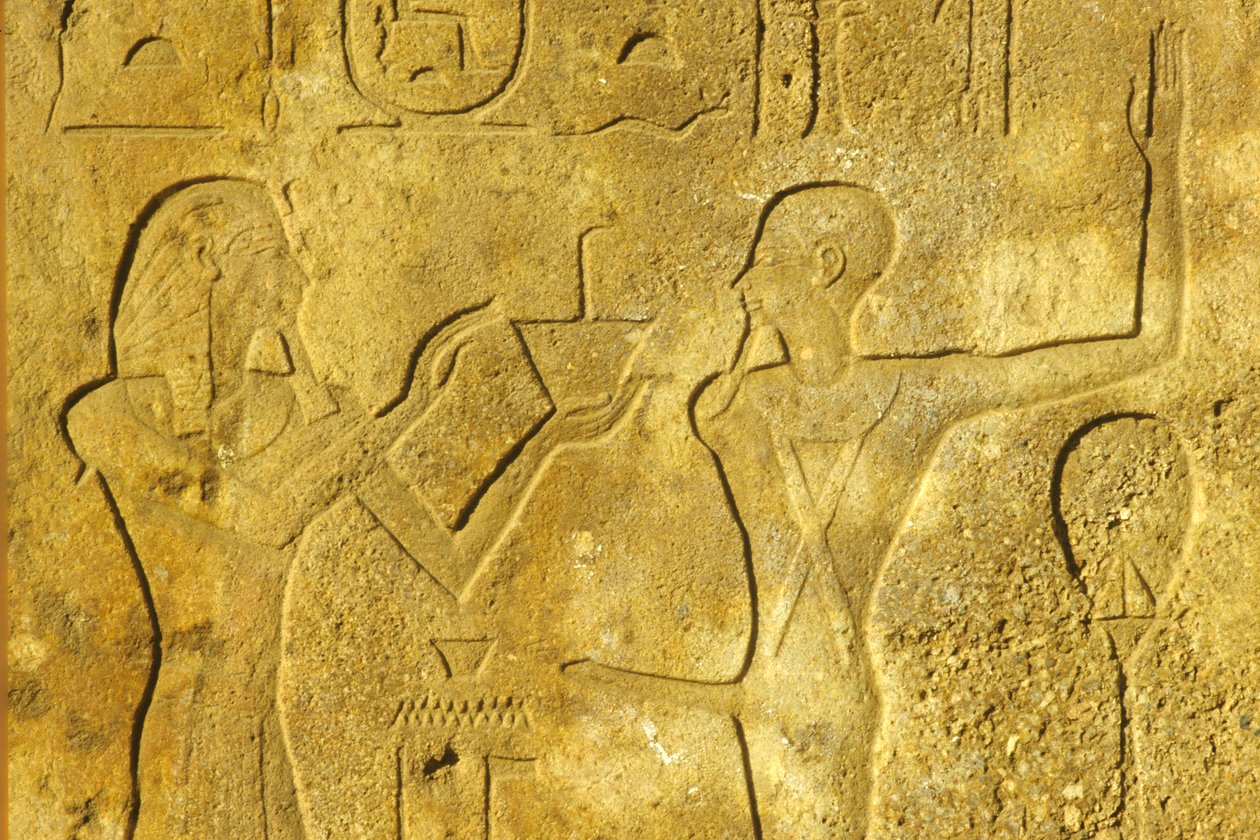 Oud Egypte, Muur schildering/gravure, Karnak/Luxor Tempel, Hatshepsut offert wierook aan God Min door School Egyptian