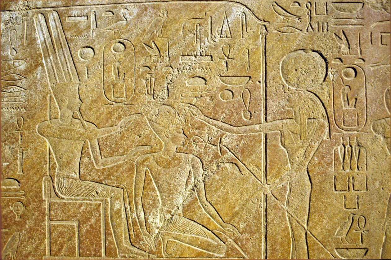 Oud Egypte, Muur schildering/gravure, Sakhmet spreekt Amon Ra en Hatsjepsoet toe, Karnak Tempel, Luxor door School Egyptian