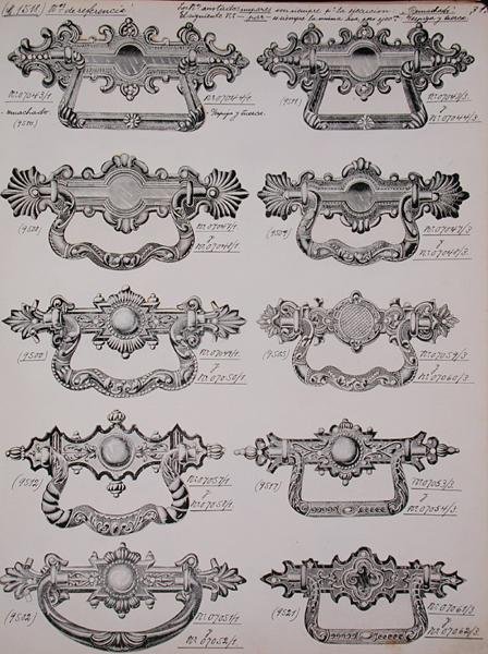 Deurkloppers, uit een handelscatalogus van huishoudelijke goederen en fittingen, c.1890-1910 door School English