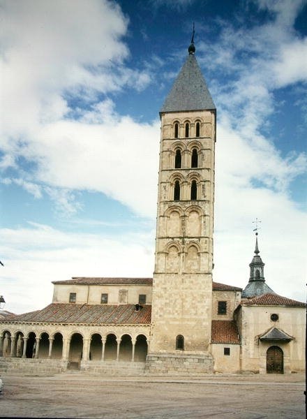 Exterieur van de Kerk van San Estaban door School Spanish
