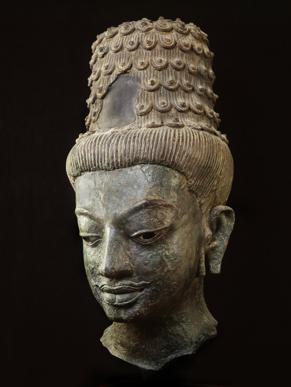 Reusachtig hoofd van een bodhisattva (brons) door School Thai