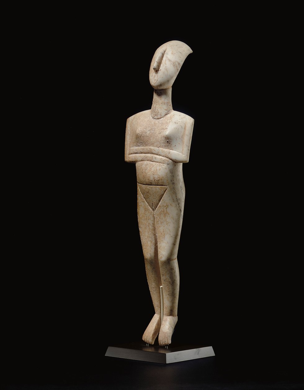 Cycladische liggende vrouwelijke figuur, naamstuk van de Schuster Meester, Vroeg Cycladisch II, c.2400 v.Chr. door Schuster Master
