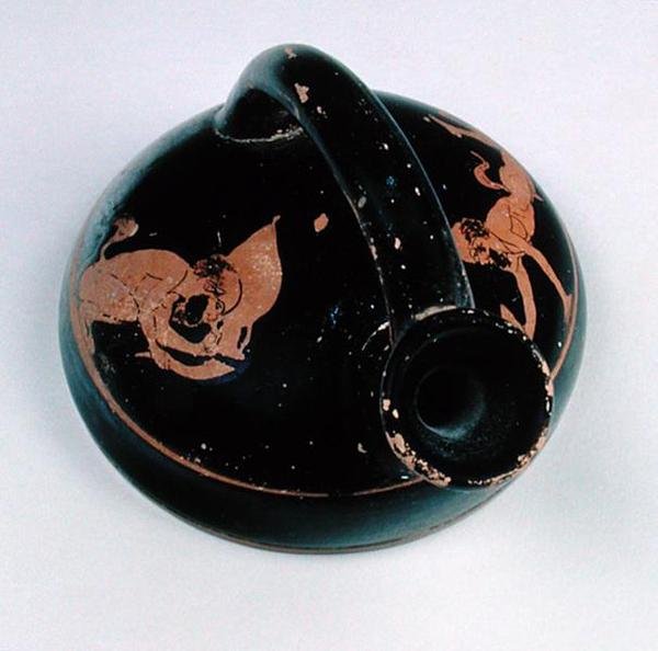 Attische roodfiguren askos, uit Graf II in Nymphaeum op de Krim, c.430 v.Chr. door Scythian