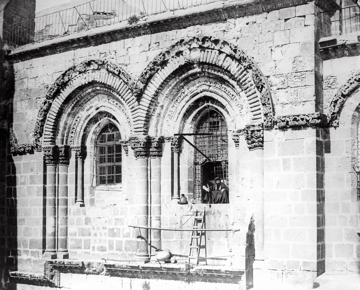 Raam in de zuidkant van de Heilig Grafkerk, 1865 door Sgt. James M. McDonald