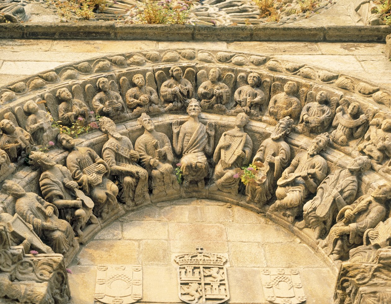 Portaal tympanon van de San Martin kerk, Noia (detail) door Spanish School