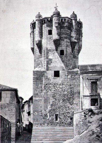 De toren van de sleutelhouder, gebouwd c.1480 in Plazuela de Menores, Salamanca door Spanish School