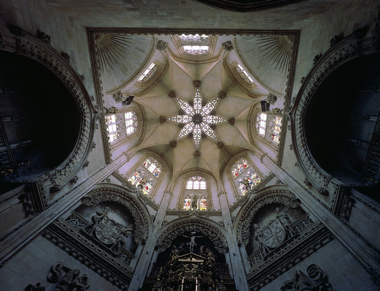 Het plafond van de Capilla del Condestable, eind 15e eeuw door Spanish School