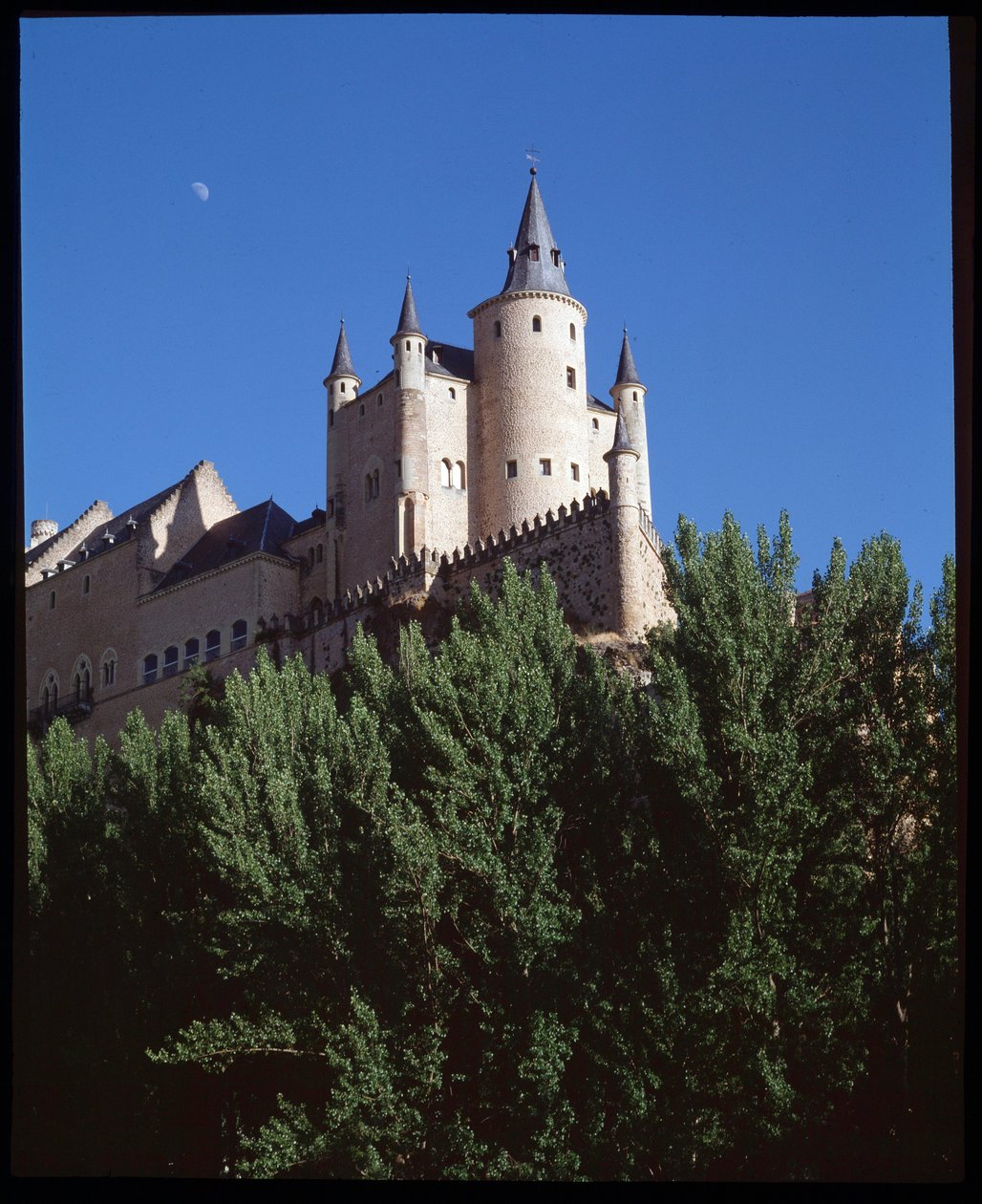 Uitzicht op het alcazar door Spanish School