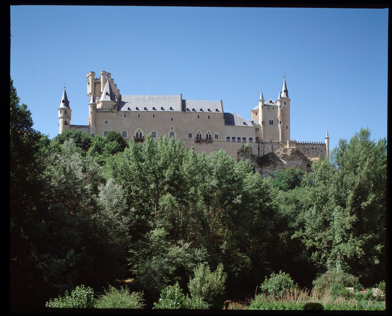 Uitzicht op het alcazar door Spanish School