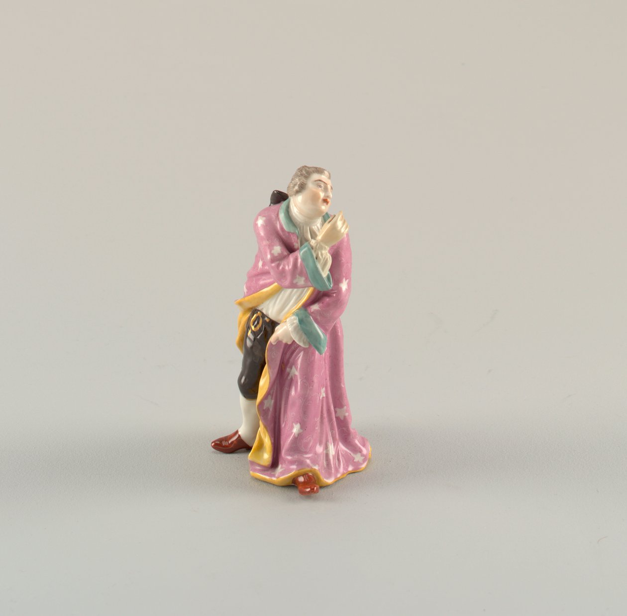 Figuur van een mannelijke artiest door Spode Ceramic Works
