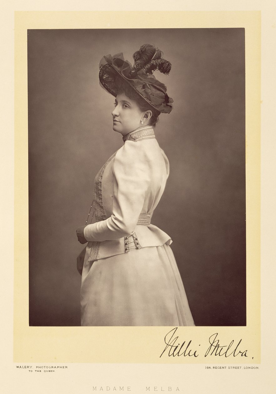 Dame Nellie Melba (1861-1931), operasopraan, portretfoto door Stanislaus Walery