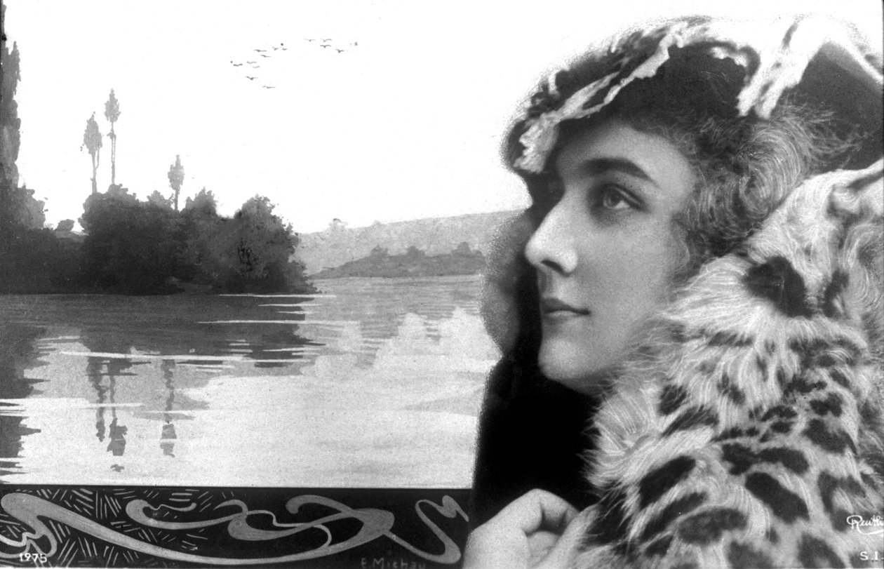 Alice Dufrene, ca. 1900 (foto) door Studio Reutlinger