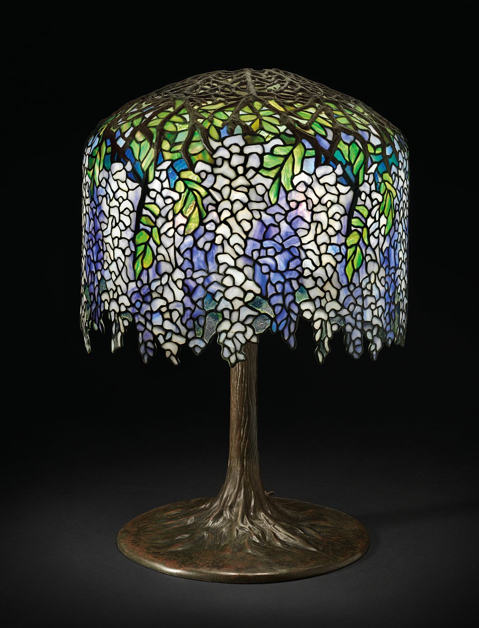 Wisteria tafellamp, ca. 1910 door Studios Tiffany