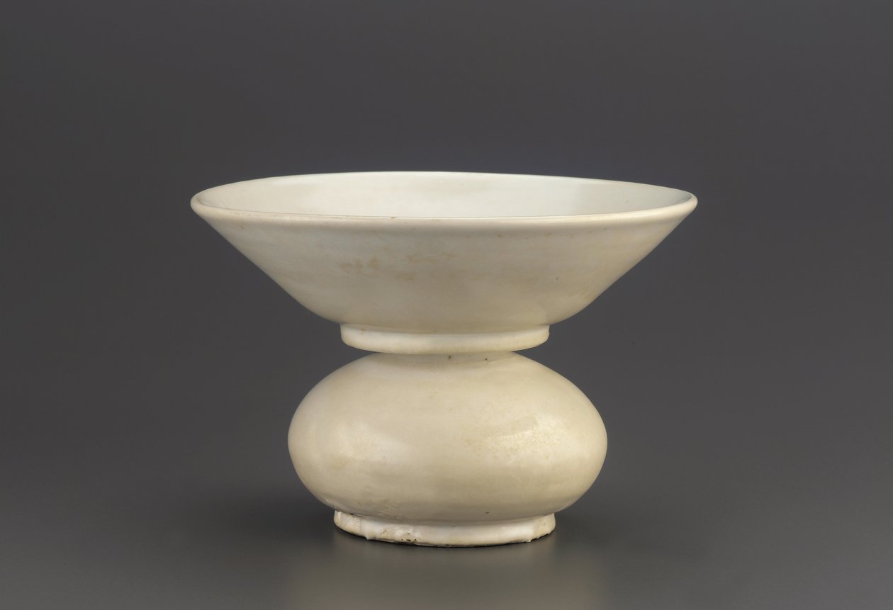 Slop pot, waarschijnlijk Hebei provincie, 9e eeuw door Tang Dynasty Chinese School