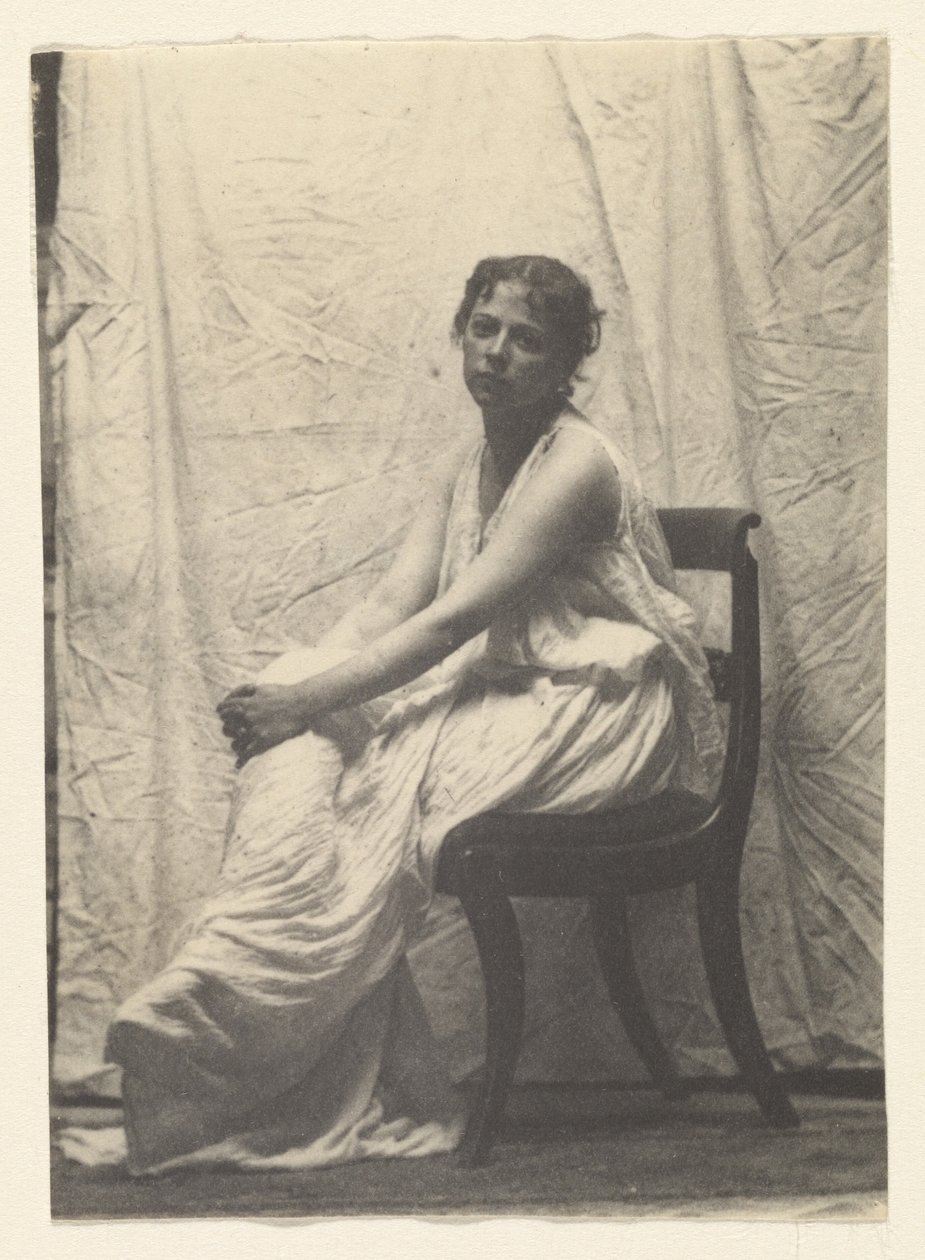 [Weda Cook in klassieke klederdracht in Eakins’ atelier aan Chestnut Street] door Thomas Eakins