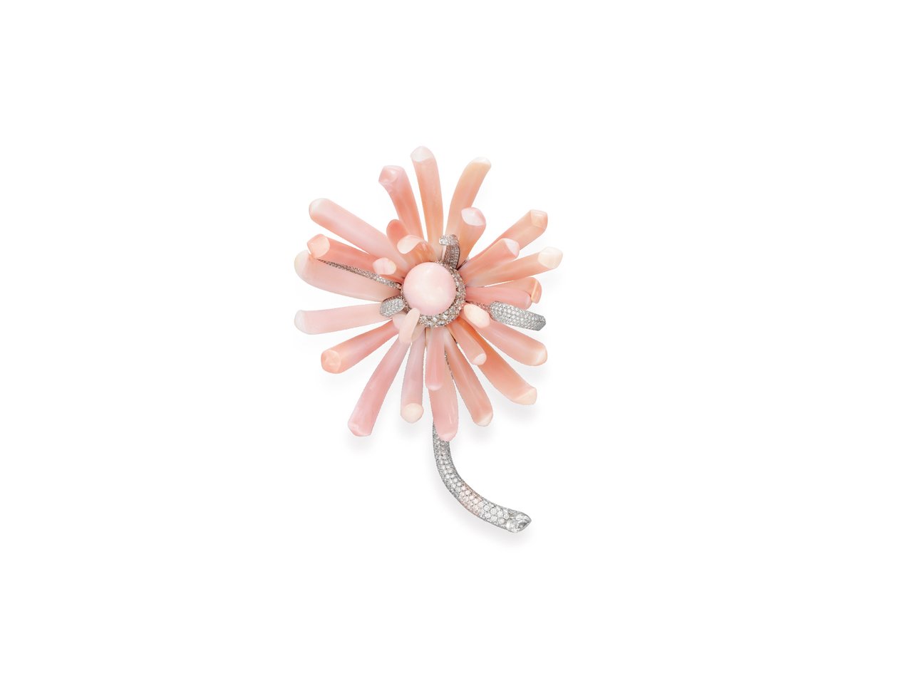 Broche (conch parel, conch schelp, diamanten & platina) door Tiffany and Company